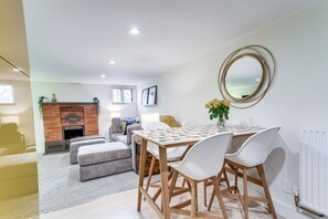 Apartment (0 Bedroom) | Interior - 2 Mi to Downtown Denver: Stylish Gem w/ Fireplace! (Denver)