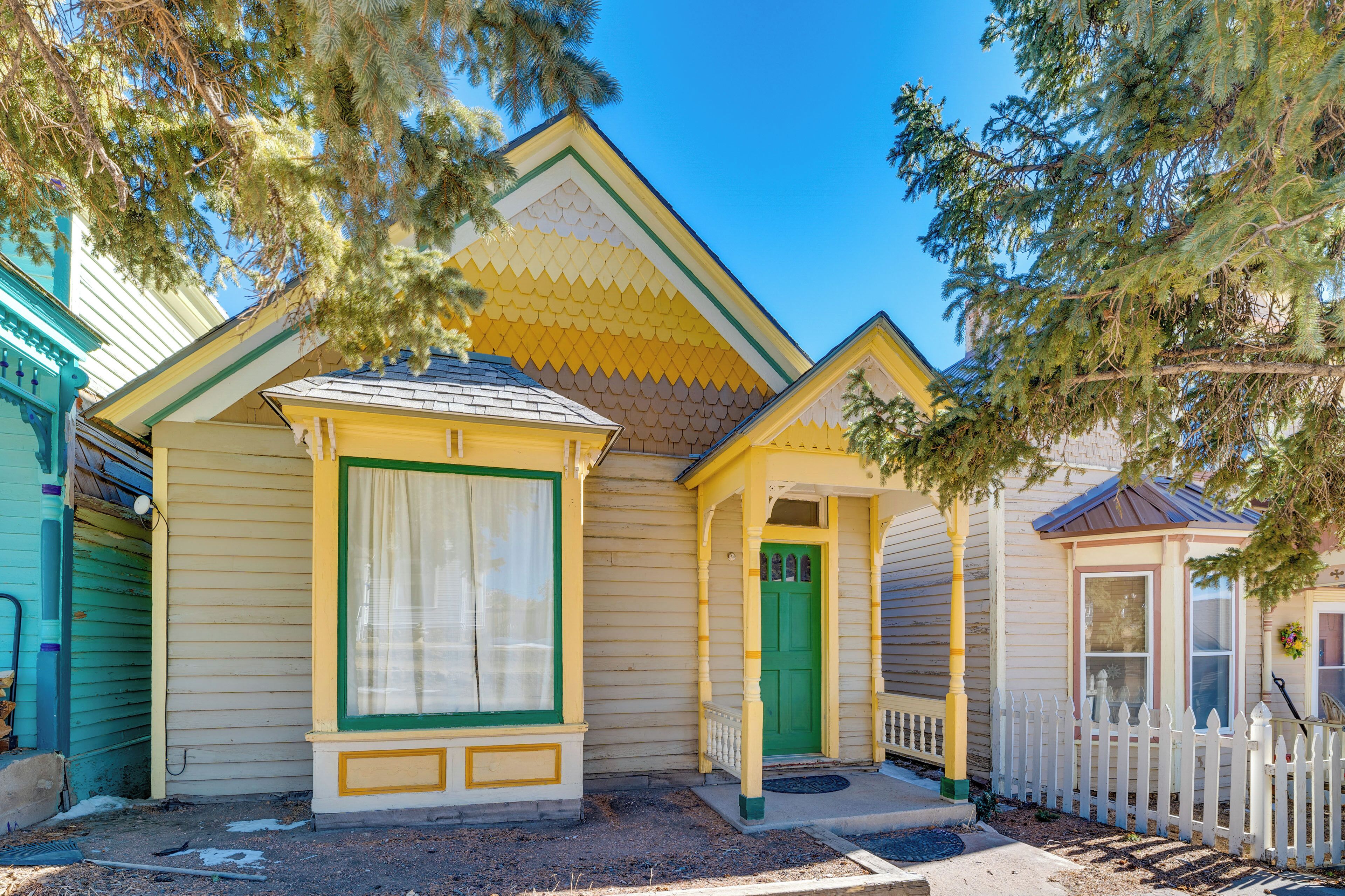 平房 (3 Bedrooms) | 住宿正面