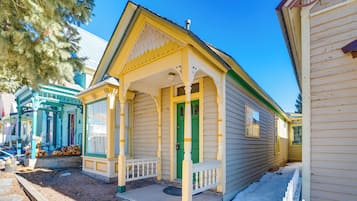 Cottage (3 Bedrooms) | Interior