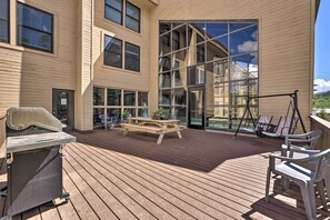 Interior - Comfy Brian Head Vacation Rental w/ Pool Access (Brian Head)