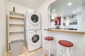 Casa (2 Bedrooms) | Interior