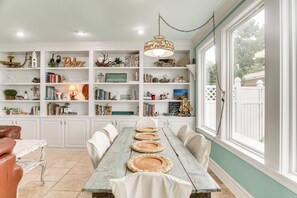 Interior - St Simons Island Townhome w/ Balcony + Ocean View! (St. Simons Island)