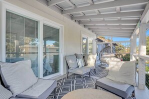 Apartment (3 Bedrooms) | Terrace/patio