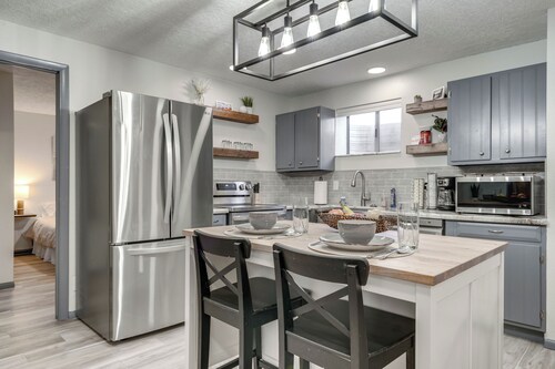 Central Cedar City Apartment: Walk to Suu!