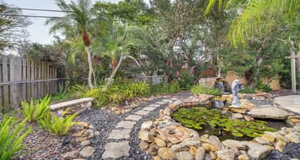 Centrally Located Merritt Island Home: Pool, Porch