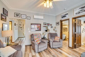 Casa (2 Bedrooms) | Interior