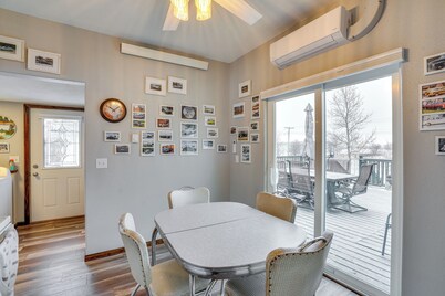 Deck + Fenced Yard: Quiet Mcclusky Retreat!