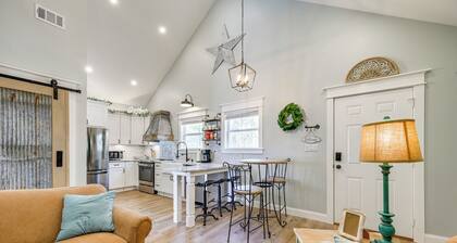 Byron Getaway w/ Fire Pit - Near MGA & Mercer!