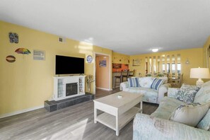 TV - Moondrifter 207 Summa (Panama City Beach)