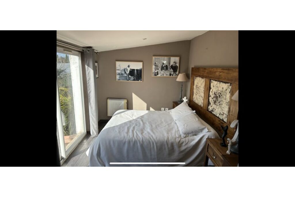 4 chambres, fer et planche à repasser, Wi-Fi, draps fournis