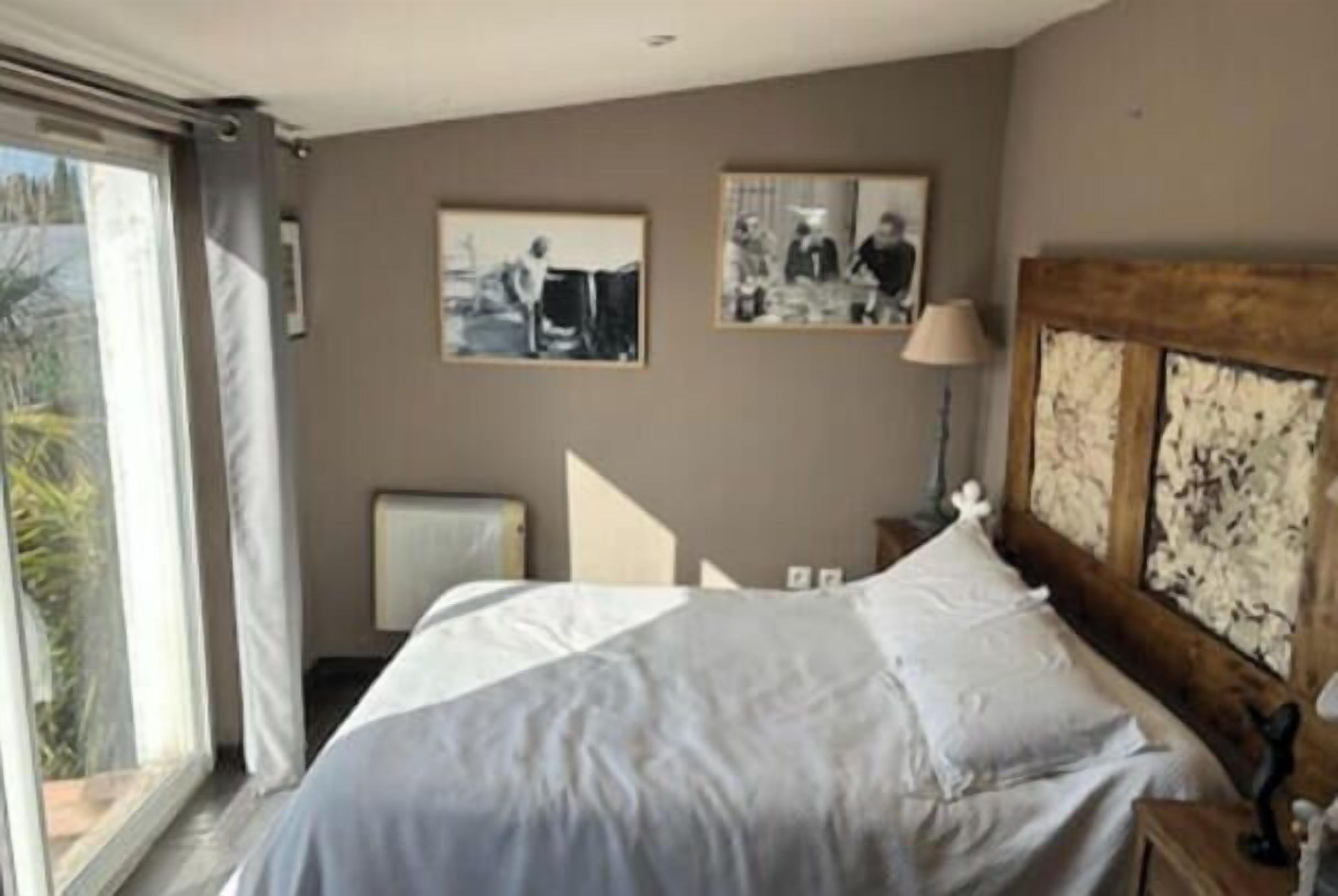 4 chambres, fer et planche à repasser, Wi-Fi, draps fournis