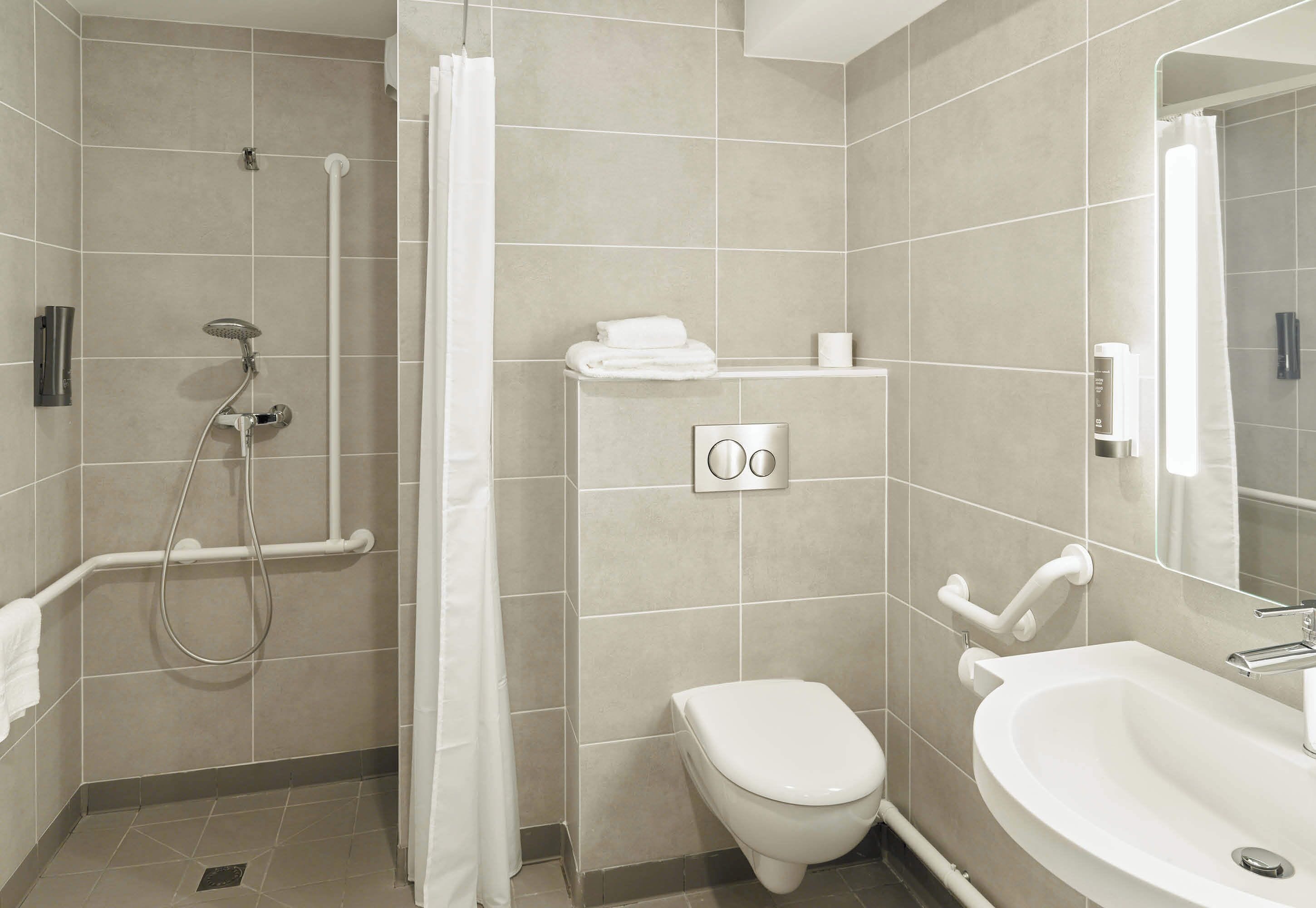 Photo - B&B HOTEL Marne-la-Vallée Val d'Europe