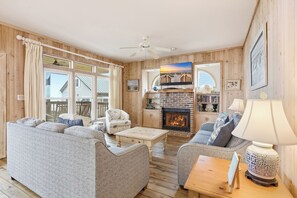 Fireplace - Arrogantly Shabby - Oceanfront (Pawleys Island)