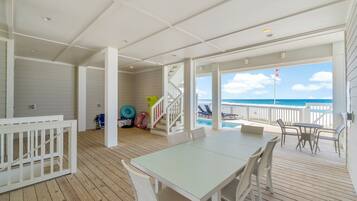 Casa, 5 quartos, piscina particular, vista para o oceano | Terraço/pátio