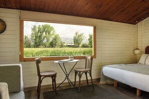 Bungalow | Free WiFi, bed sheets - Mas Sant Marc (Puigcerda)