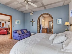 4 bedrooms, free WiFi