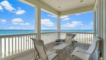 House, 5 Bedrooms, Private Pool, Ocean View | Balcony