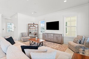 House, 5 Bedrooms, Private Pool, Ocean View | Living area