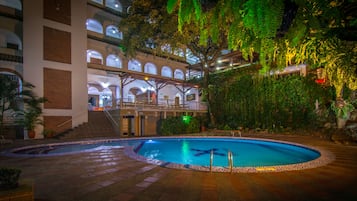 Una piscina techada