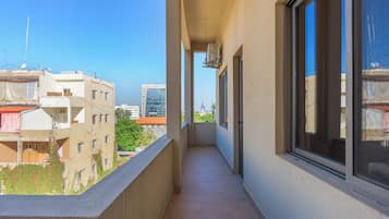 961 Anjar | Balcony