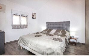 3 sovrum, strykjärn/strykbräda, gratis wi-fi och sängkläder