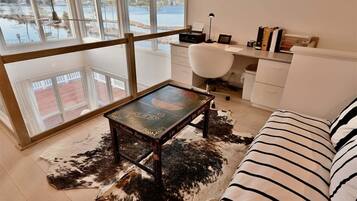 3 bedrooms, desk, free WiFi