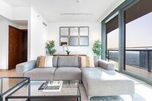 Romantic Apartment | Living area - Vacay Lettings - Burj Vista Tower 1 (Dubai)