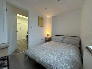 2 Schlafzimmer, Bügeleisen/Bügelbrett, kostenloses WLAN, Bettwäsche