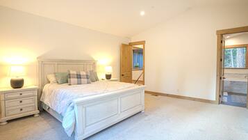 4 Schlafzimmer, Bügeleisen/Bügelbrett, kostenloses WLAN, Bettwäsche