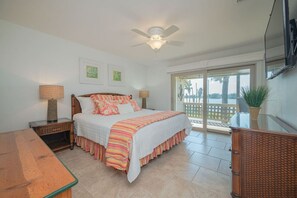2 Schlafzimmer, Schreibtisch, Bügeleisen/Bügelbrett, kostenloses WLAN