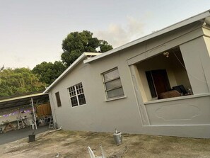 Villa | Terrace/patio