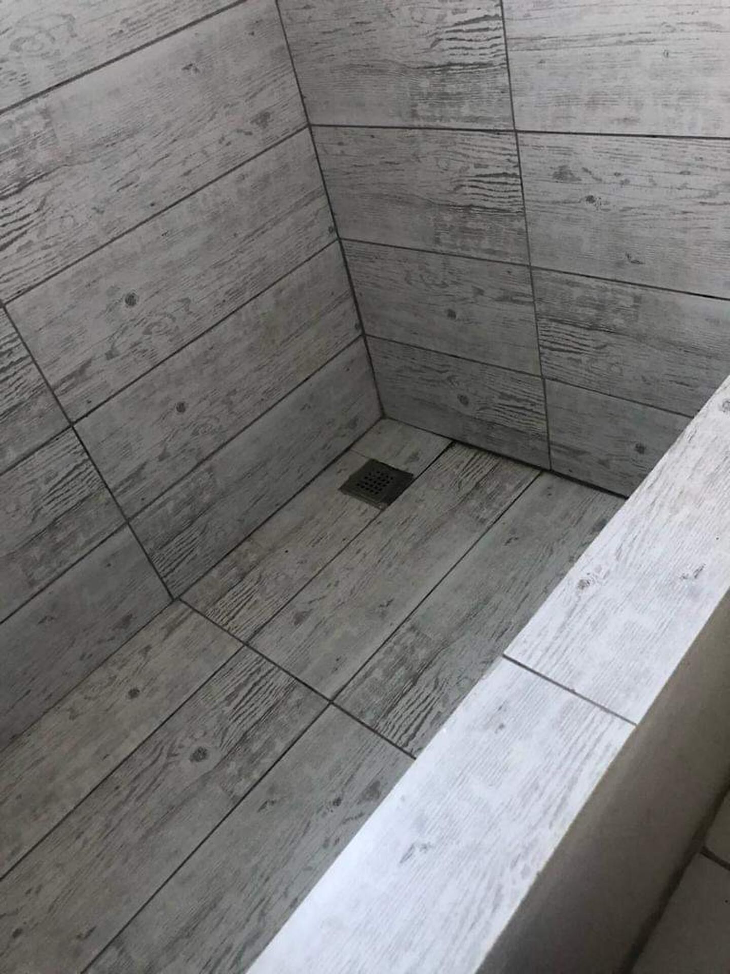 Villa | Bathroom | Shower, towels