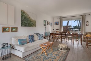 Living area - House for 6 - quiet area (Le Pouliguen)