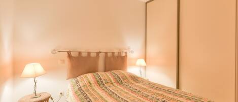 2 bedrooms, free WiFi