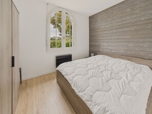 3 habitaciones, tabla de planchar con plancha y wifi gratis 