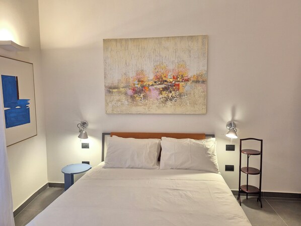 2 bedrooms, in-room safe, desk, free WiFi - Meraki Family House, il tuo Angolo di Paradiso nel Cuore Pulsante di Napoli (Napoli)