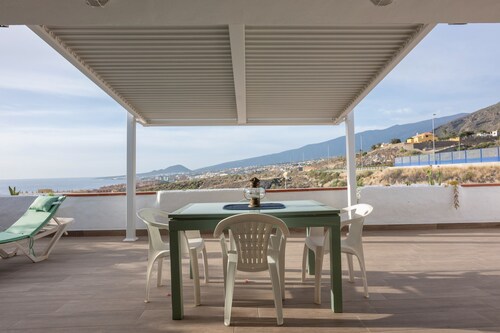 Calala's House with huge terrace