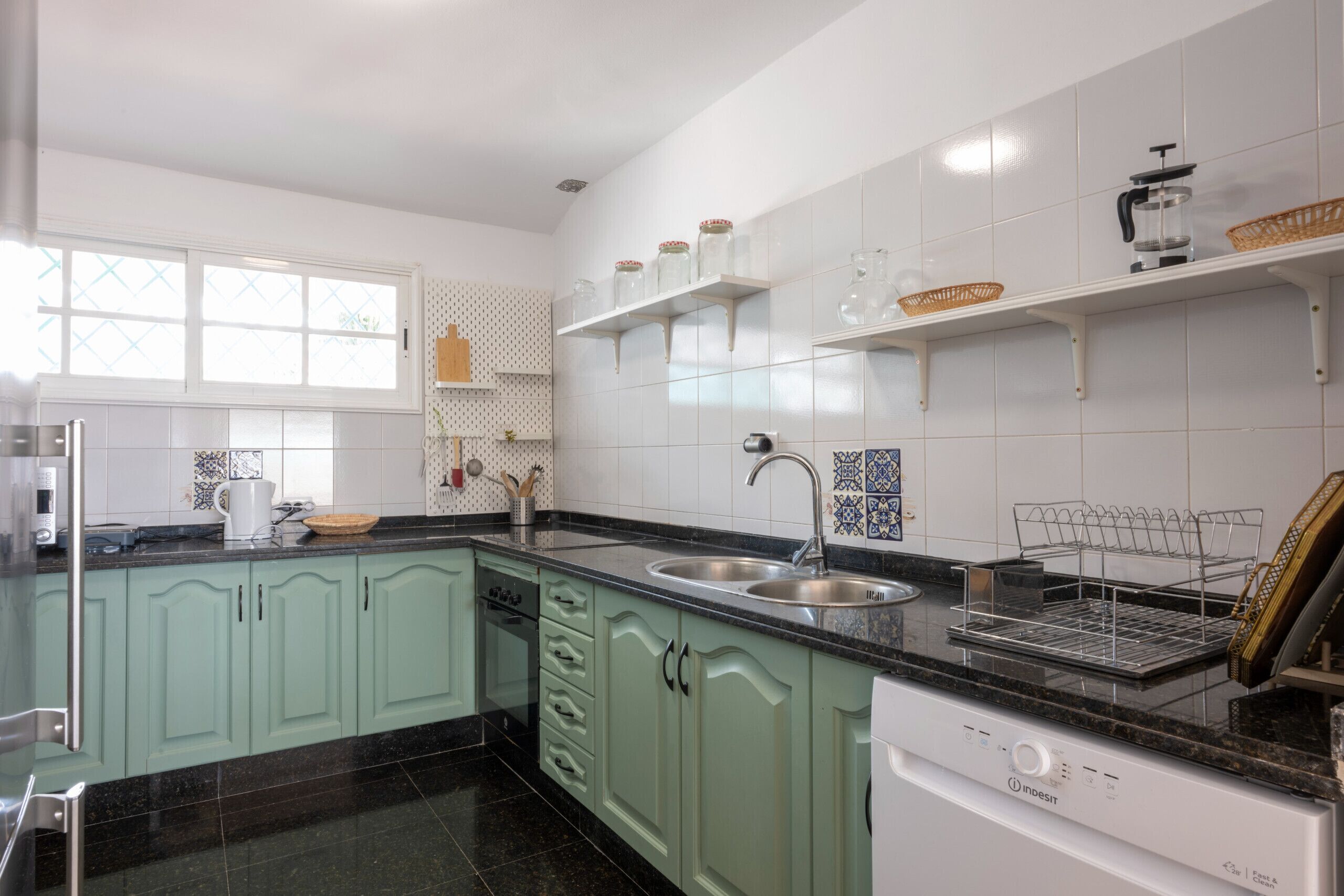 Fridge, microwave, dishwasher, coffee/tea maker