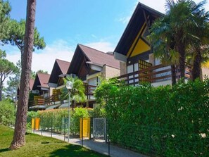 Property entrance - Cozy Coastal Apartment With a Penthouse - Beahost (Lignano Sabbiadoro)