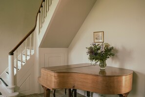 Interior - Historisk Gods på Lolland med Egen Park og Skov (Sakskøbing)