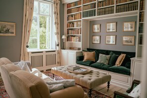 Living area - Historisk Gods på Lolland med Egen Park og Skov (Sakskøbing)