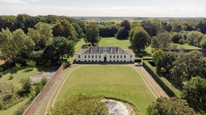 Exterior - Historisk Gods på Lolland med Egen Park og Skov (Sakskøbing)