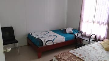 3 bedrooms, WiFi, bed sheets