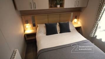 Kabin | 3 kamar tidur, setrika/meja setrika, Wi-Fi gratis, dan seprai linen