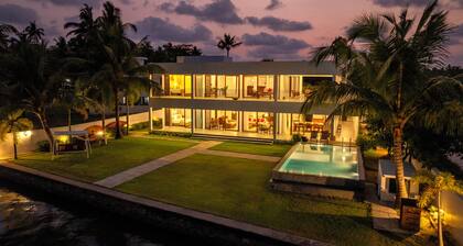 Amã Stays & Trails Anchorage Vypin, Cochin