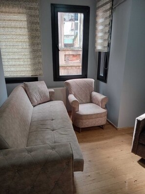 Living area - Taksim City Suite (Istanbul)