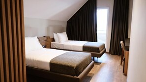 Soundproofing, free WiFi