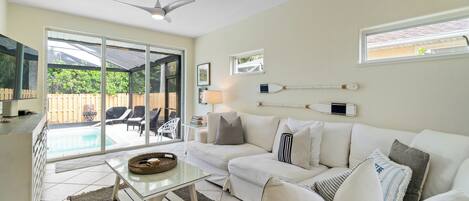 تلفزيون ذكي، كُتُب، ستيريو