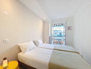 2 bedrooms, iron/ironing board