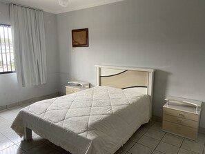 Classic Apartment | 3 bedrooms, free WiFi